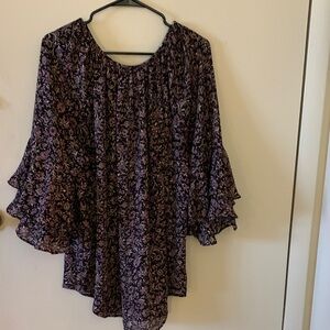 Elegant Floral Women's Blouse with Bell Sleeves